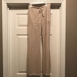 Lace pants with shorts underline